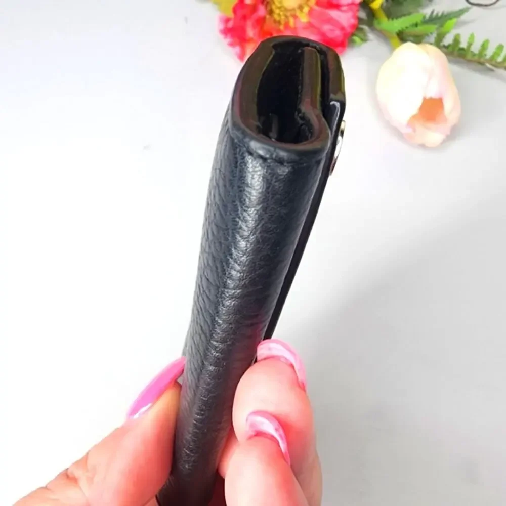 Gucci Black Pebbled Leather Silver Six Key Holder EUC
